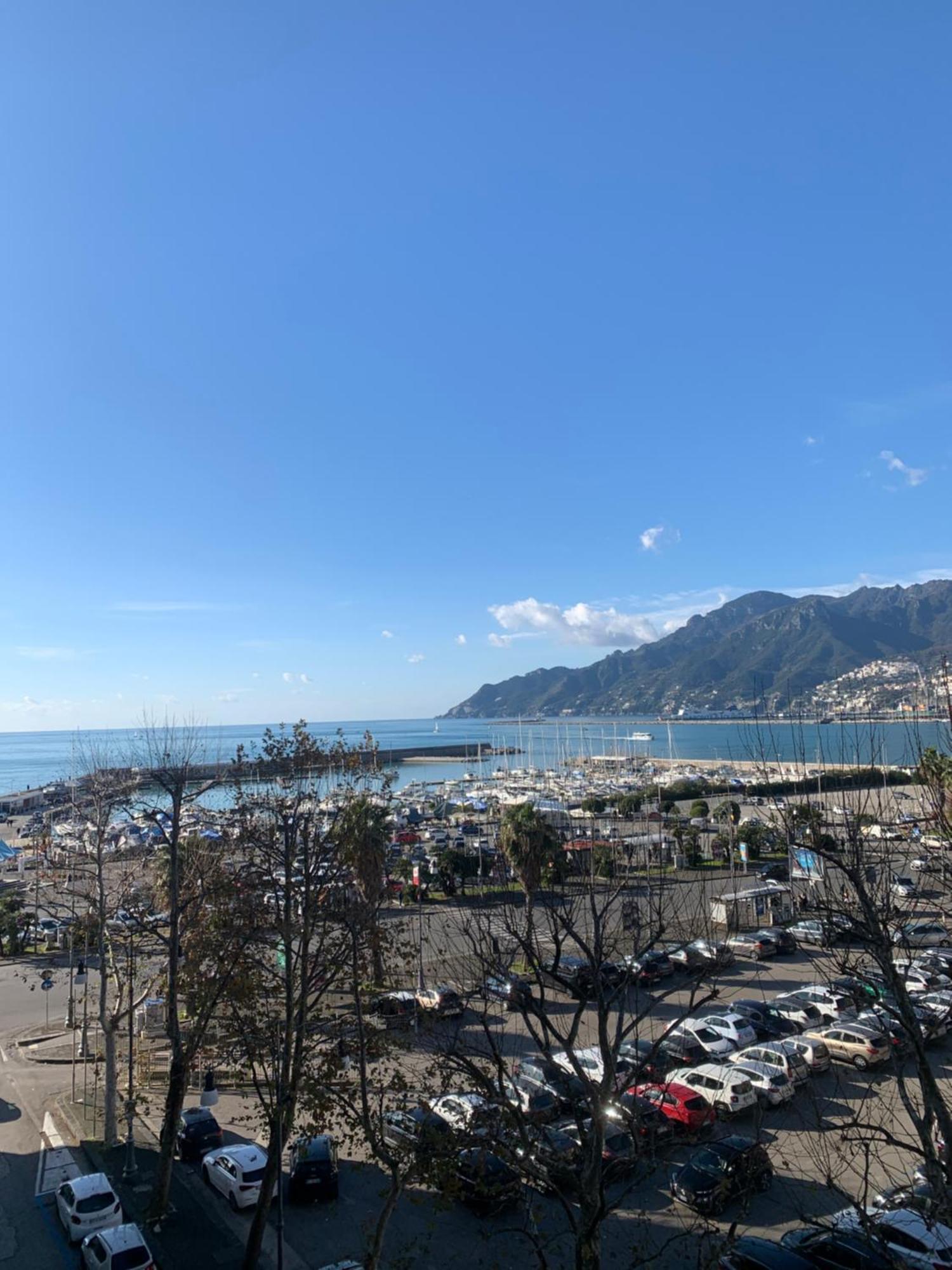 B&B Restanza Salerno Luaran gambar